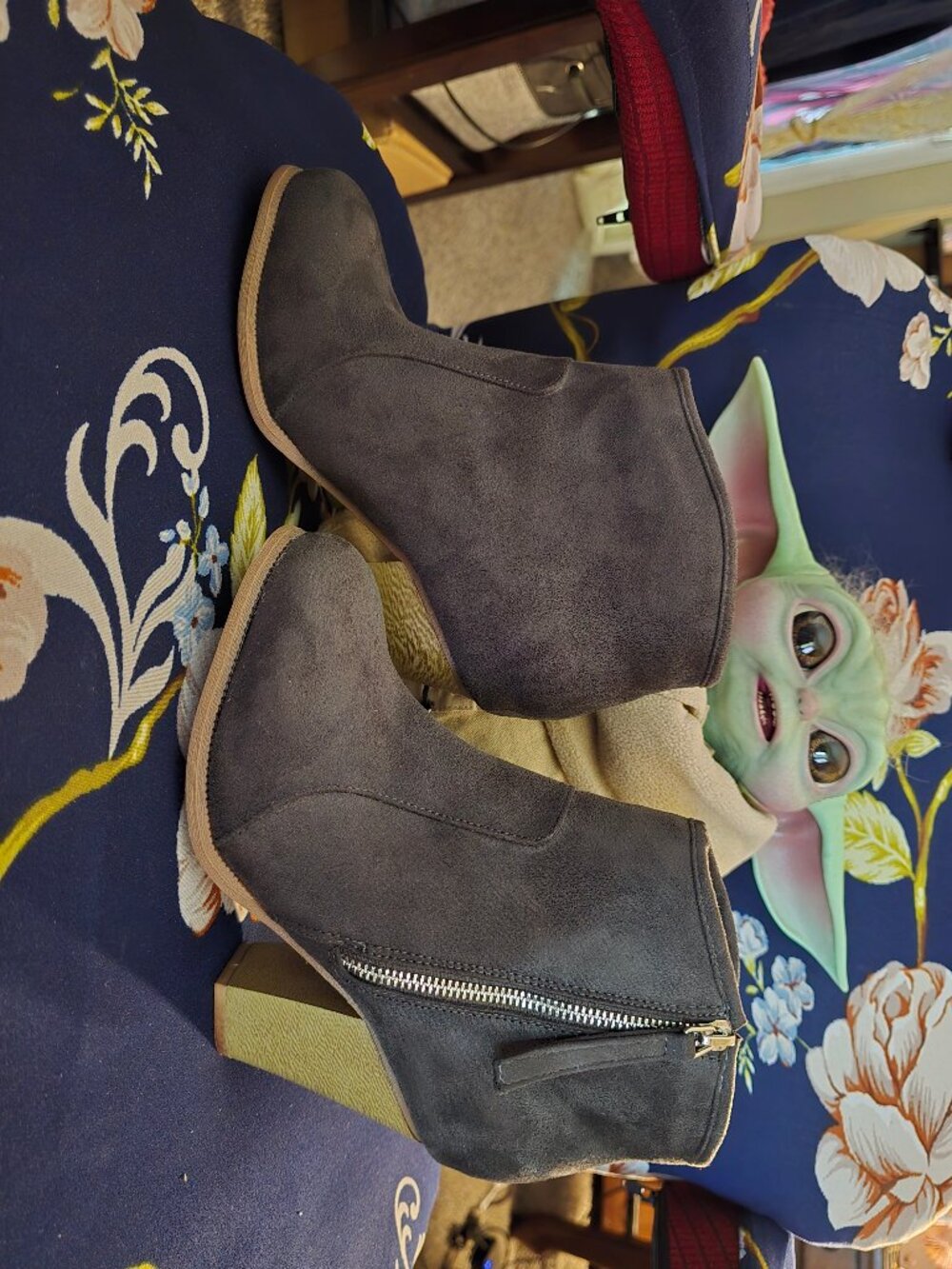 Beston microfiber faux-suede Booties Size 9